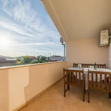Jakovcev Apartamento Betina (Sibenik-Knin)