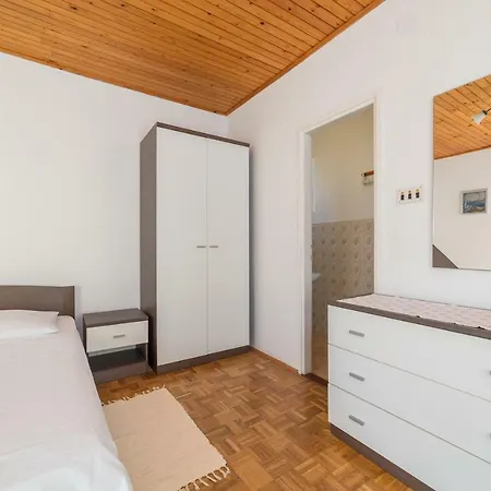 Jakovcev Betina (Sibenik-Knin)