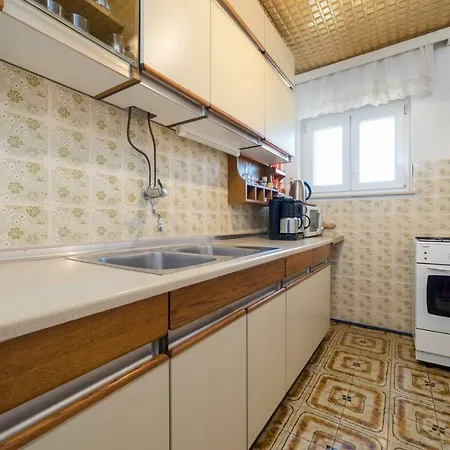 Apartamento Jakovcev *