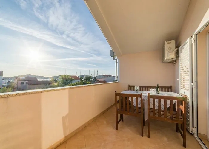 Jakovcev Apartamento Betina (Sibenik-Knin)