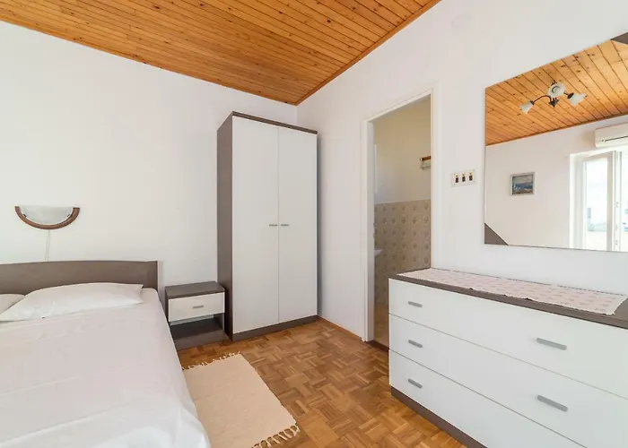 Jakovcev Betina (Sibenik-Knin)